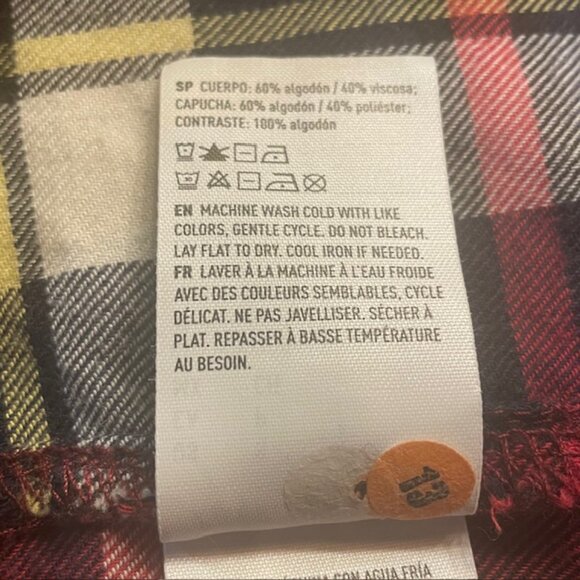 AMERICAN EAGLE Cozy Cabin Red Plaid Hooded Cropped Flannel Shirt - Size Small - Picture 5 of 5